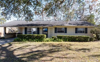 1427 Ohio Ave S, Live Oak, FL 32064