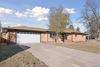 685 S Washington Cir, Englewood, CO 80113