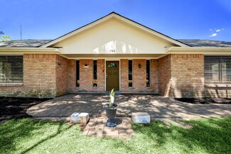 4322 Billy Ln, Fresno, TX 77545