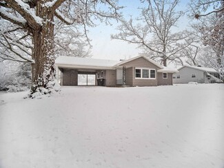 2010 N Glendale Dr, Fort Wayne, IN 46804