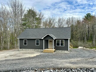 5 Leland's Ln, Gray, ME 04039