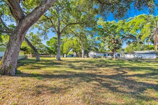 2822 W Paxton Ave, Tampa, FL 33611