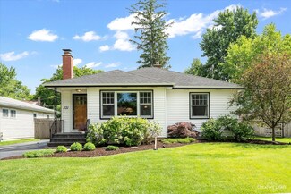331 7th St, Downers Grove, IL 60515