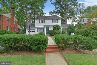 809 S Overlook Dr, Alexandria, VA 22305