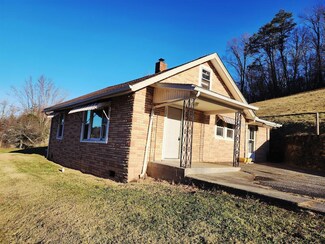 224 Wausau St, Tazewell, VA 24651