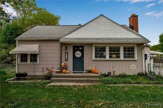 8106 Lindbergh Ave, Niagara Falls, NY 14304