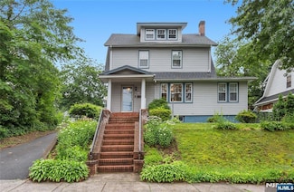 171 Jackson Ave, Rutherford, NJ 07070