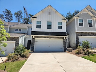 1130 Streamside Ln, York, SC 29745