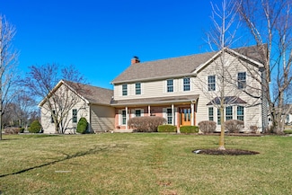 3700 Persimmon Dr, Algonquin, IL 60102