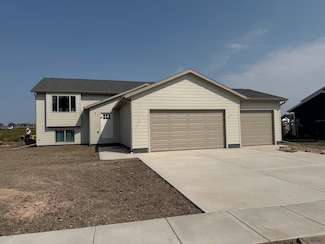 5900 Mauser Rd, Rapid City, SD 57703