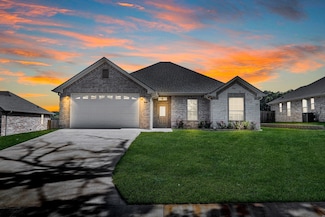 114 Hay Meadow Dr, Winona, TX 75792