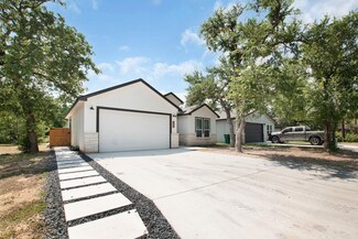 716 Pine Ln, Cottonwood Shores, TX 78657