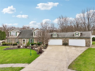 32713 Greenwood Ct, Avon Lake, OH 44012