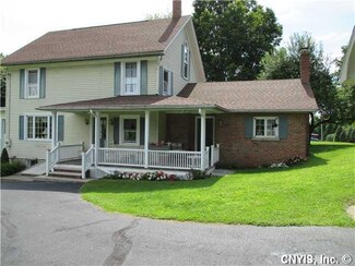 2923 Turnpike Rd, Auburn, NY 13021