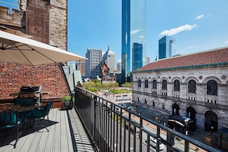 647 Boylston St Unit PH 3C, Boston, MA 02116