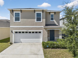 2597 Shamrock St, Tavares, FL 32778