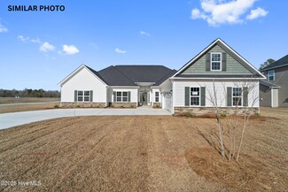 713 Atlantic Coast Ln, Jacksonville, NC 28544