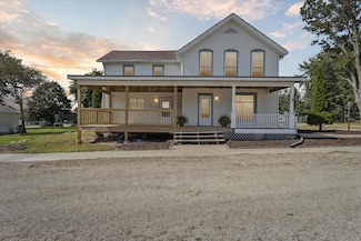 106 N Washington St, Rock City, IL 61070