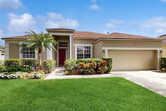 2728 Abbey Grove Dr, Valrico, FL 33594