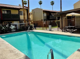 51080 Eisenhower Dr Unit 25, La Quinta, CA 92253
