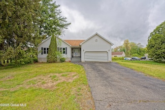2188 Lynn St, Schenectady, NY 12306