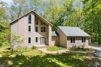 273 Stoner Rd, Clinton, OH 44216