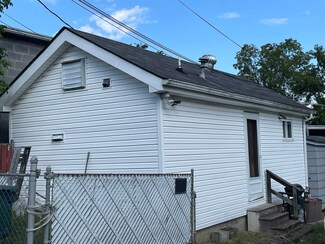 389 E Third St, Ceredp, WV 25507