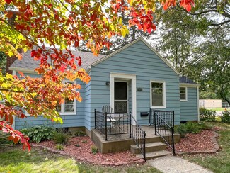 1219 W Healey St, Champaign, IL 61821