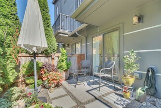 3467 21st Ave W, Seattle, WA 98199