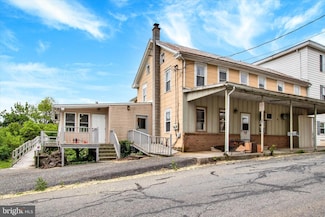 166 Tulpehocken St, Bernville, PA 19506