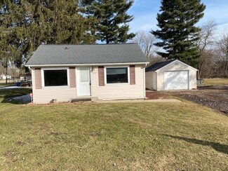 2515 Freeman St, Fort Wayne, IN 46802