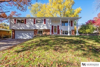 307 Park Vista St, Lincoln, NE 68510