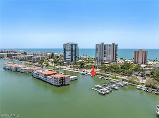 4090 Gulf Shore Blvd N Unit 4, Naples, FL 34103