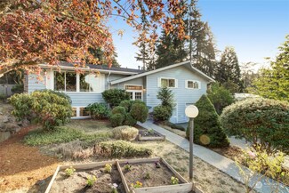 215 N 196th Place, Shoreline, WA 98133