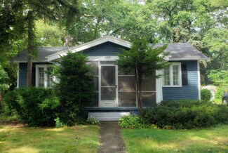 1911 Newark Ave SE, Grand Rapids, MI 49507
