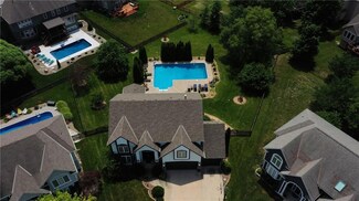 327 NE Lakes Edge Cir, Lees Summit, MO 64064