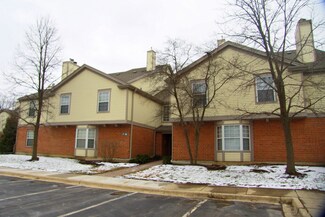 131 Crest Wood Ct Unit 2, Schaumburg, IL 60195