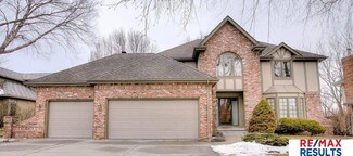 16330 Hascall St, Omaha, NE 68130