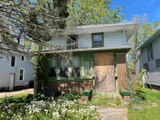 1229 Cedar St, South Bend, IN 46617