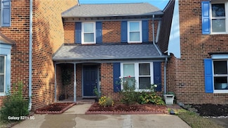 302 Boerum Ct, Virginia Beach, VA 23452