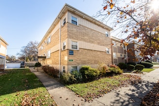 2245 Des Plaines Ave Unit B, North Riverside, IL 60546