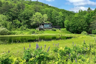 465 Pennell Rd, Chester, VT 05143