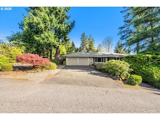 2055 Valley View Dr, West Linn, OR 97068