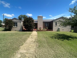 408 South St, Throckmorton, TX 76483