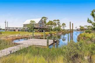 302 W 8th St, Gulf Shores, AL 36542