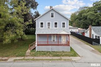 1514 N Marquette St, Davenport, IA 52804