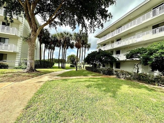 2621 Village Blvd Unit 1020, West Palm Beach, FL 33409