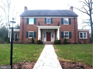 13031 Gordon Cir, Hagerstown, MD 21742