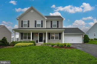 24 Autumn Blaze Way, Ephrata, PA 17522