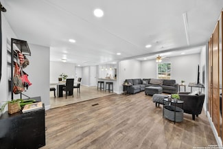 974 S Addison, San Antonio, TX 78264